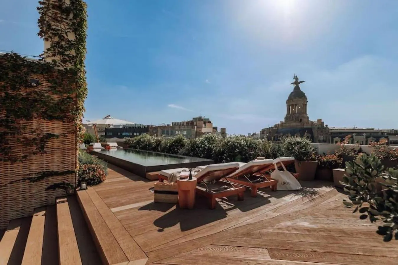 Lägenhet Pende - 1 Bedroom And Swimming Pool In Passeig De Gracia Barcelona